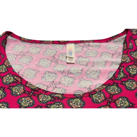 LULAROE SHORT SLEEVE PULL-OVER TOP, WOMENS, M, CRANBERRY & GREEN ABSTRACT, Hi-LO - Picture 2 of 10